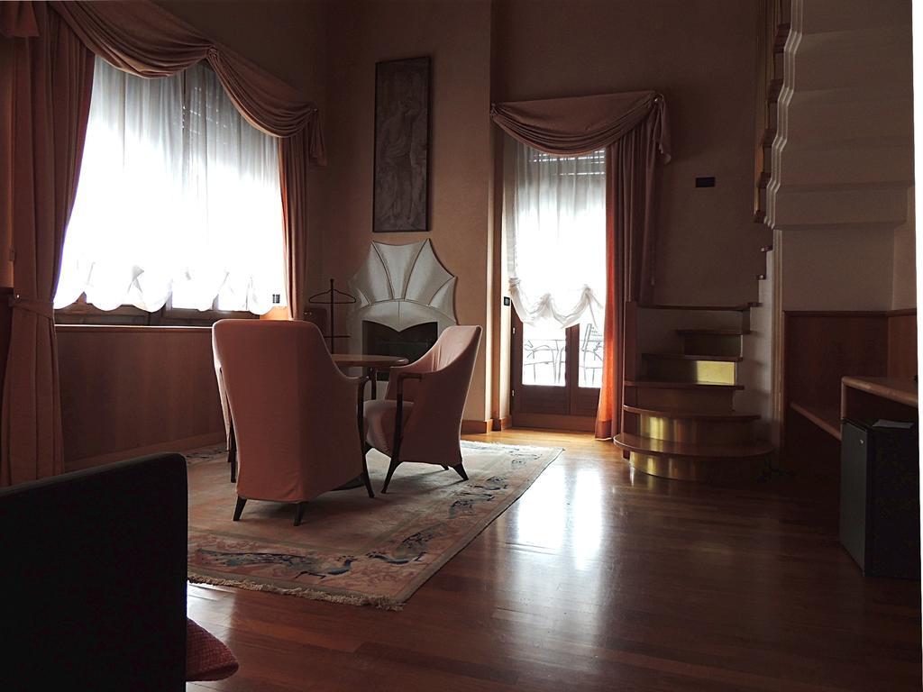 Grand Hotel Astoria Лавароне Екстер'єр фото